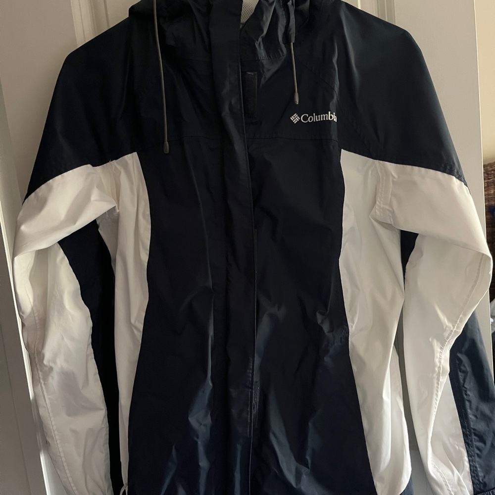 Columbia Navy blue and White womens Jacket